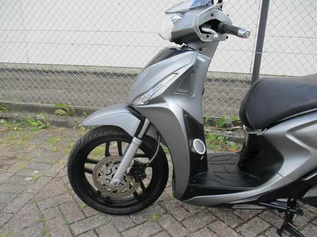 Kymco - motorscooter - new people s200i abs - motorfiets - afbeelding 9 van  15