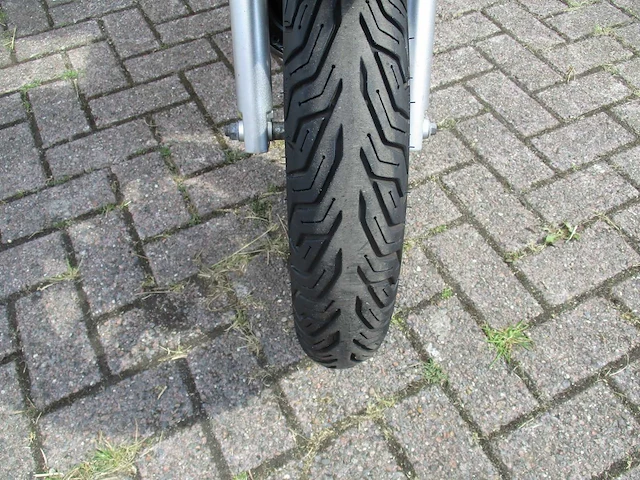 Kymco - motorscooter - new people s200i abs - motorfiets - afbeelding 12 van  15