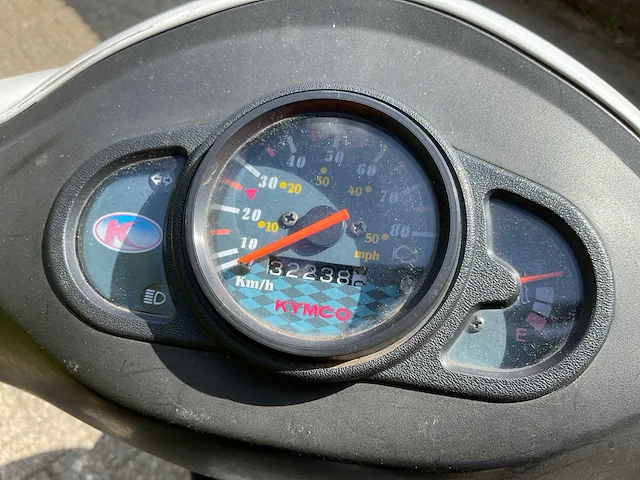 Kymco - snorscooter - agility - dxv-93-f - afbeelding 4 van  17