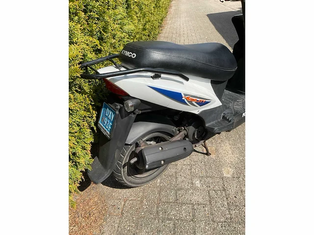 Kymco - snorscooter - agility - dxv-93-f - afbeelding 15 van  17