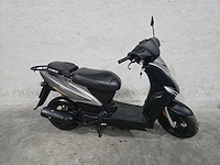 Kymco - snorscooter - agility 10" - 4t 25km uitvoering f345jr - afbeelding 2 van  7