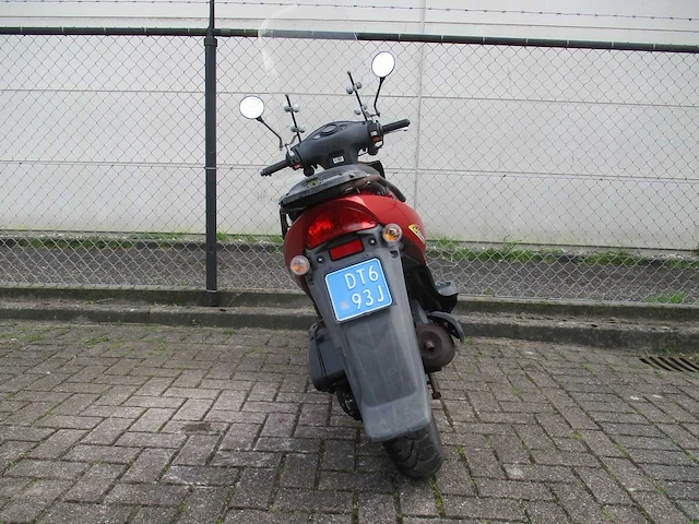 Kymco - snorscooter - agility 12 - scooter - afbeelding 10 van  10