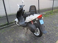 Kymco - snorscooter - agility 12 inch - scooter - afbeelding 10 van  11