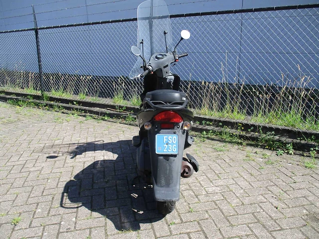 Kymco - snorscooter - agility 12 inch - scooter - afbeelding 10 van  11