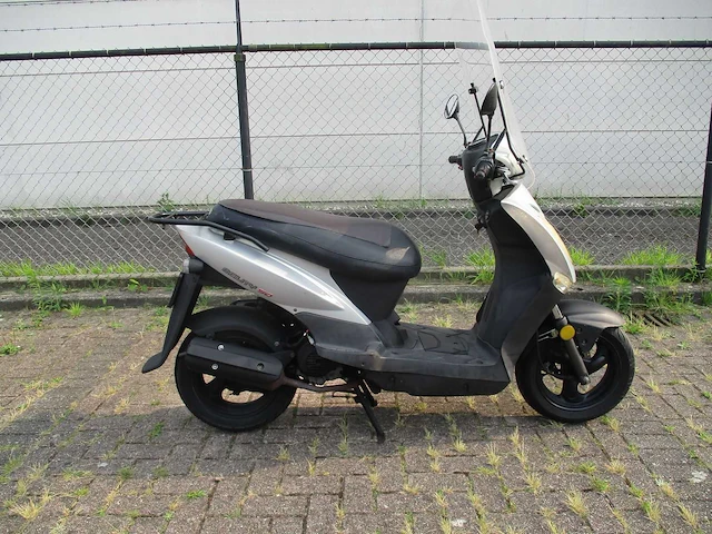 Kymco - snorscooter - agility 50 (12 inch) - scooter - afbeelding 4 van  9