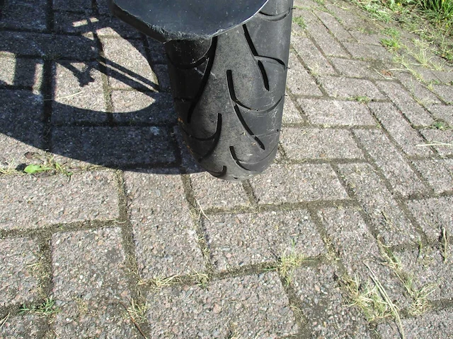 Kymco - snorscooter - agility 50 16 inch - scooter - afbeelding 11 van  11