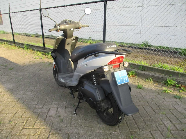 Kymco - snorscooter - agility fat - scooter - afbeelding 2 van  11