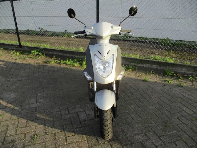 Kymco - snorscooter - agility fat - scooter - afbeelding 5 van  11