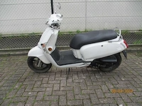 Kymco - snorscooter - like 50 - scooter - afbeelding 1 van  9