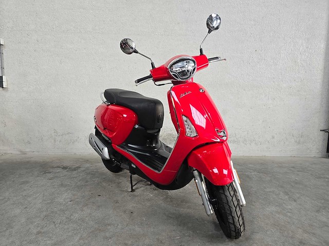 Kymco - snorscooter - new like - 4t 25km uitvoering fng10l - afbeelding 4 van  7