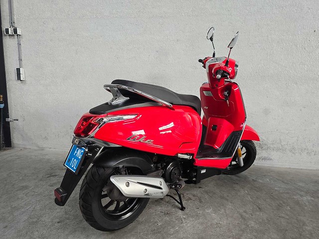 Kymco - snorscooter - new like - 4t 25km uitvoering fng10l - afbeelding 5 van  7