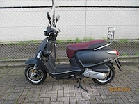 Kymco - snorscooter - new like - scooter