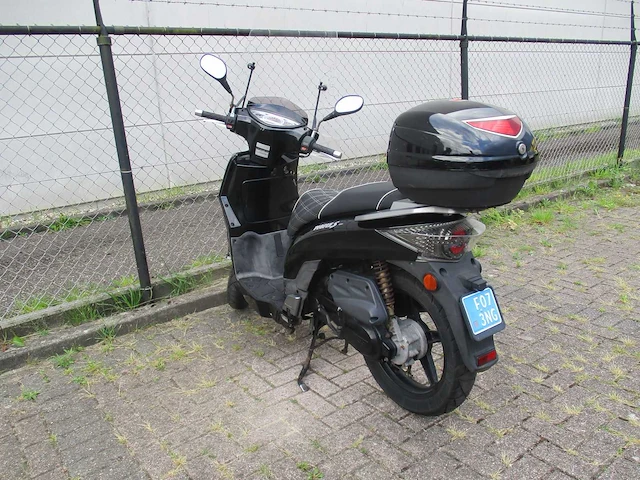 Kymco - snorscooter - people s 50 elegance - scooter - afbeelding 3 van  11