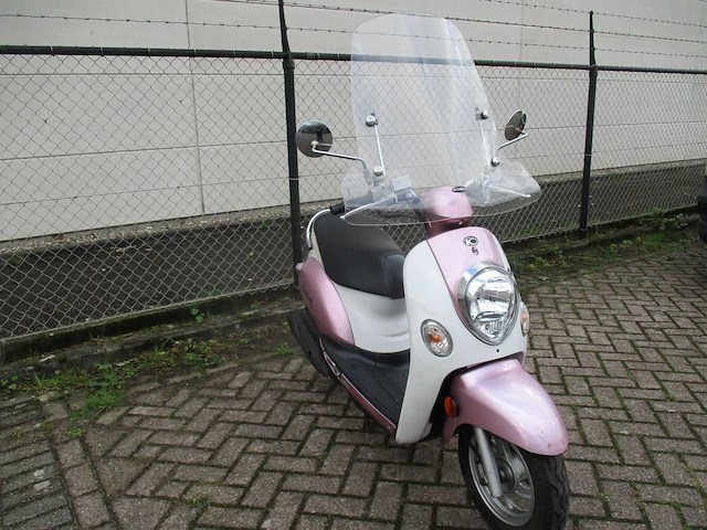 Kymco - snorscooter - sento 50 - scooter - afbeelding 7 van  11