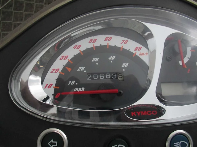 Kymco - snorscooter - vitality - scooter - afbeelding 2 van  10