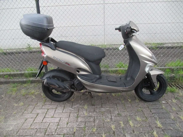 Kymco - snorscooter - vitality - scooter - afbeelding 6 van  10