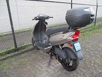 Kymco - snorscooter - vitality - scooter - afbeelding 10 van  10