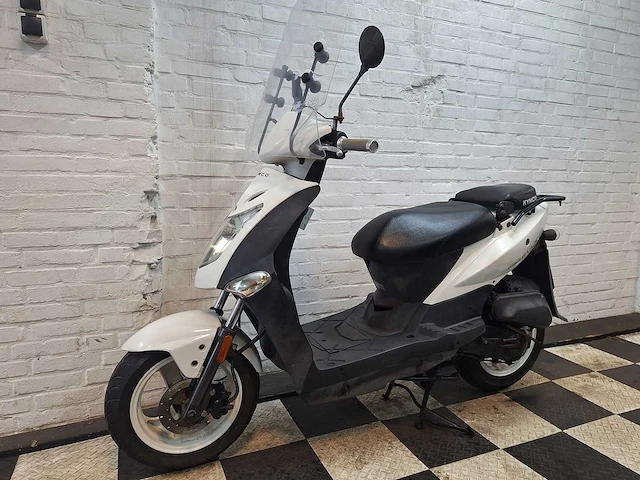 Kymco agility 25 km snorscooter 4takt - afbeelding 2 van  7