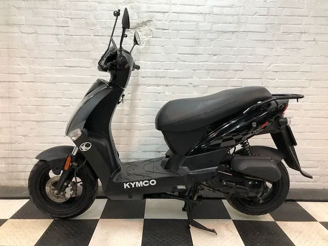 Kymco agility 45 km bromscooter 4takt - afbeelding 1 van  7