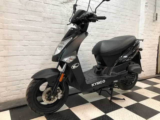 Kymco agility 45 km bromscooter 4takt - afbeelding 2 van  7