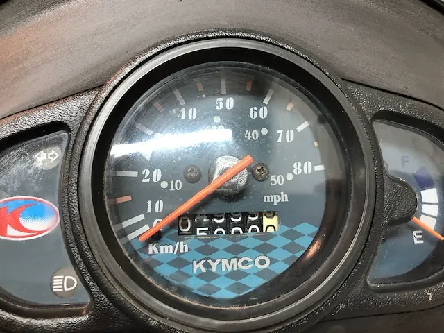 Kymco agility 45 km bromscooter 4takt - afbeelding 4 van  7