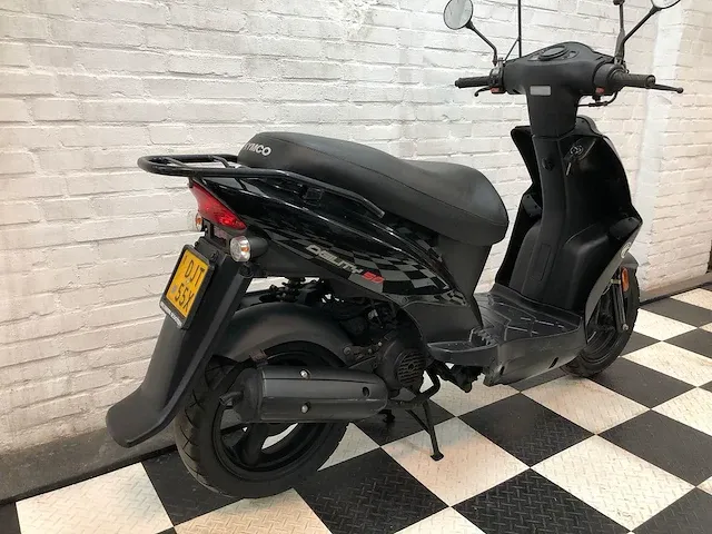 Kymco agility 45 km bromscooter 4takt - afbeelding 5 van  7