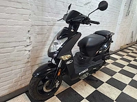 Kymco agility 45 km bromscooter 4takt - afbeelding 2 van  7