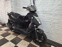 Kymco agility 45 km bromscooter 4takt - afbeelding 7 van  8