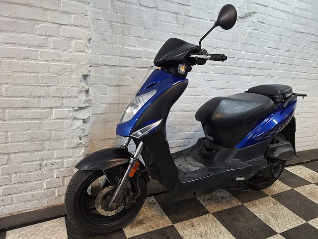 Kymco agility 45 km bromscooter 4takt - afbeelding 2 van  7