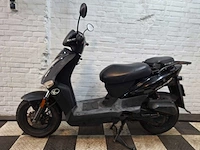 Kymco agility 45 km bromscooter 4takt - afbeelding 1 van  7