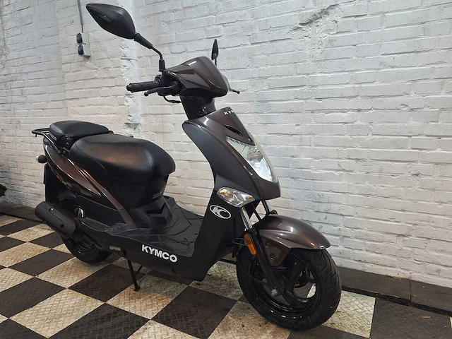Kymco agility 45 km bromscooter 4takt - afbeelding 7 van  7