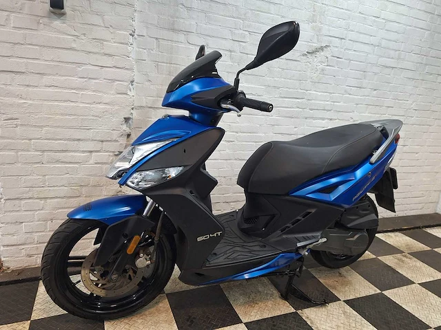 Kymco agility 45 km bromscooter 4takt - afbeelding 2 van  7