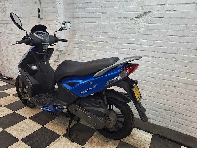 Kymco agility 45 km bromscooter 4takt - afbeelding 3 van  7