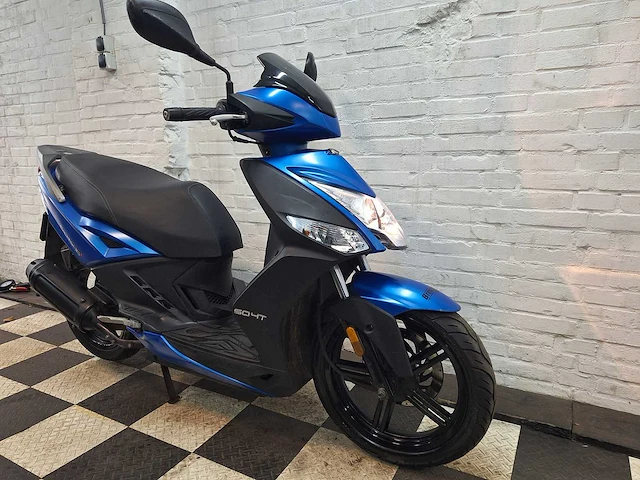 Kymco agility 45 km bromscooter 4takt - afbeelding 7 van  7