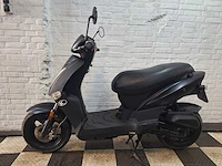 Kymco agility 45km bromscooter 4-takt - afbeelding 1 van  7