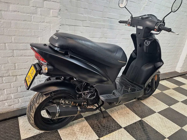 Kymco agility 45km bromscooter 4-takt - afbeelding 7 van  7