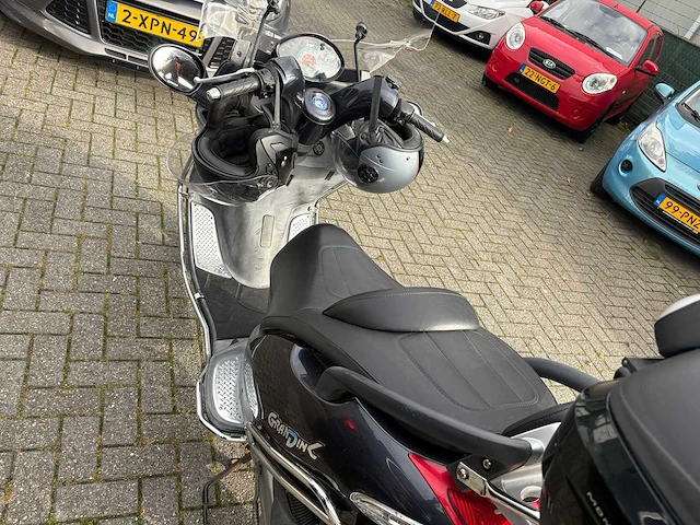 Kymco bromscooter grand dink, fv-434-h - afbeelding 7 van  11