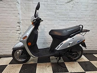 Kymco dj 25 km snorscooter 2takt