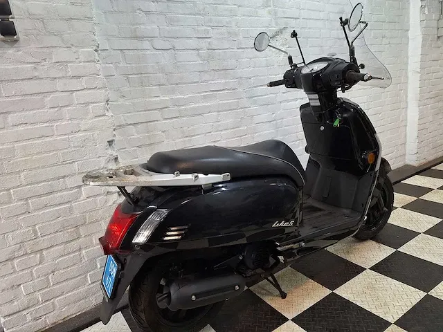 Kymco like 25 km snorscooter 4takt - afbeelding 5 van  7