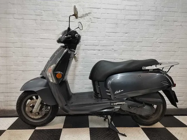 Kymco like 45 km bromscooter 4takt - afbeelding 1 van  7