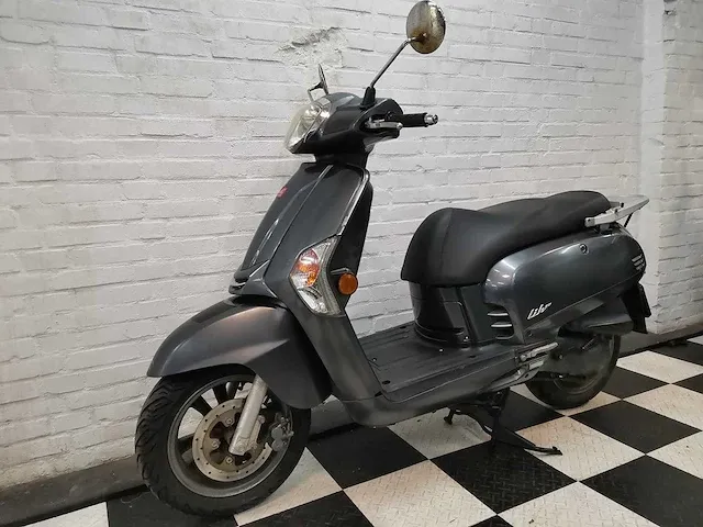Kymco like 45 km bromscooter 4takt - afbeelding 2 van  7