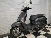 Kymco like 45 km bromscooter 4takt - afbeelding 2 van  7
