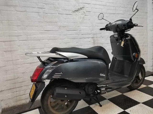 Kymco like 45 km bromscooter 4takt - afbeelding 5 van  7