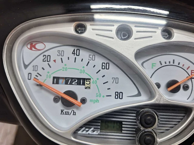 Kymco like 45 km bromscooter 4takt - afbeelding 4 van  7