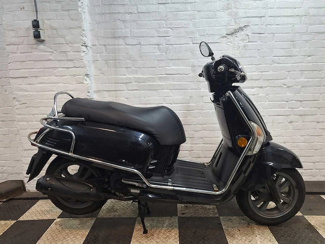 Kymco like 45 km bromscooter 4takt - afbeelding 6 van  7