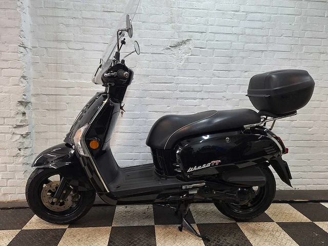 Kymco like tt 25 km snorscooter 4takt - afbeelding 1 van  7