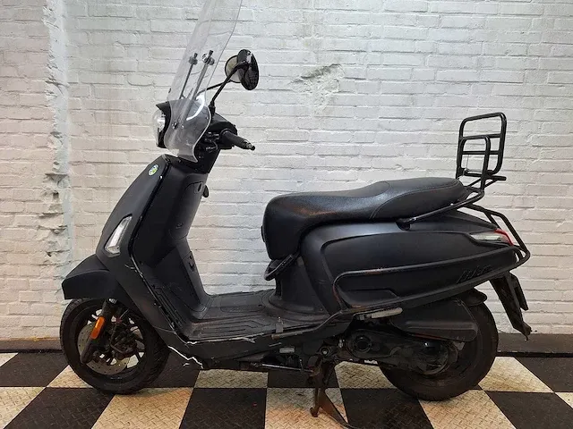 Kymco new like 25 km snorscooter 4takt - afbeelding 1 van  7
