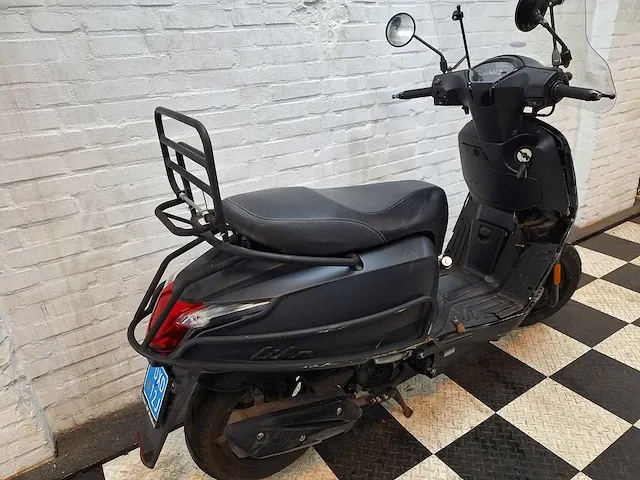 Kymco new like 25 km snorscooter 4takt - afbeelding 6 van  7