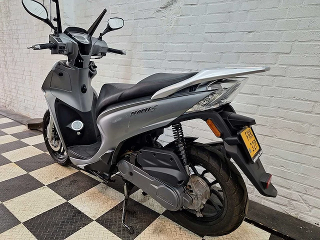 Kymco new people s 45 km bromscooter 4takt injectie - afbeelding 3 van  7