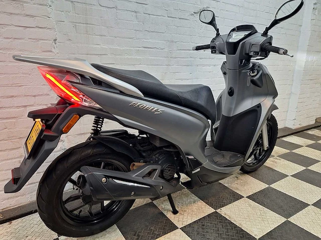 Kymco new people s 45 km bromscooter 4takt - afbeelding 5 van  8